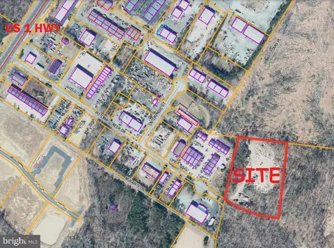 Potomac Creek Drive, Fredericksburg, VA 22405