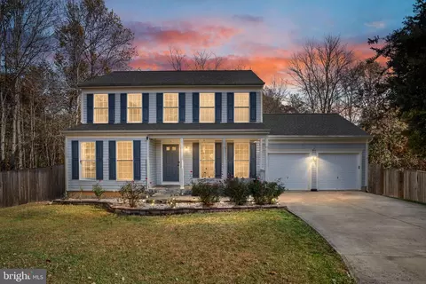4 Asmead Pl, Stafford, VA 22554