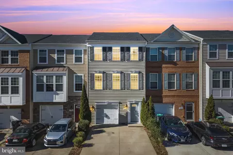 130 Hidden Brook Dr, Fredericksburg, VA 22405