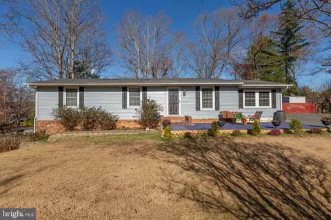 5 Turner Dr, Stafford, VA 22556