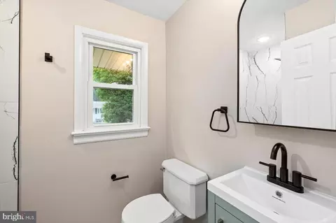 60 Pendleton Rd, Fredericksburg, VA 22405 photo 14