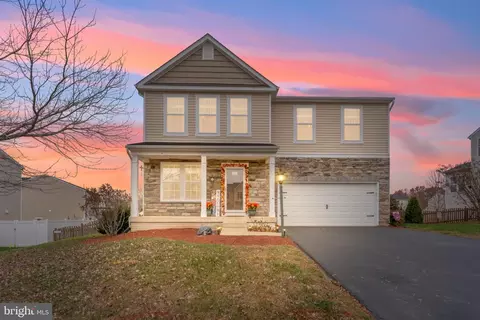 78 Charter Gate Dr, Fredericksburg, VA 22406