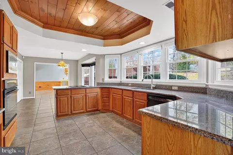 2008 State Room Dr, Stafford, VA 22554