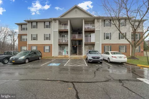 505 Garrison Woods Dr #124, Stafford, VA 22556