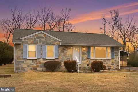 204 Musselman Rd, Fredericksburg, VA 22405