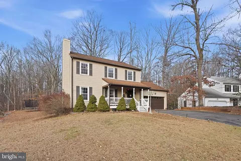 2076 Aquia Dr, Stafford, VA 22554