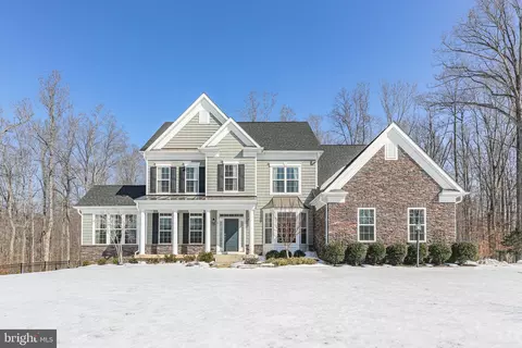 6 Cosmos Ct, Stafford, VA 22554