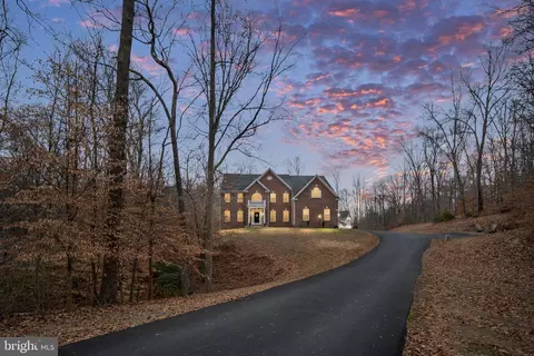 65 Brooke Crest Ln, Stafford, VA 22554