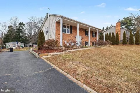 121 Shenandoah Ln, Stafford, VA 22554