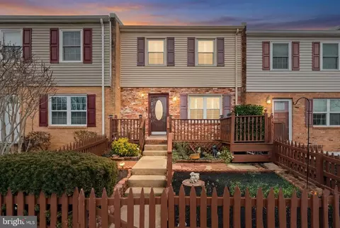 48 Bristol Ct, Stafford, VA 22556