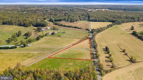 Forest Lane Road, Fredericksburg, VA 22405