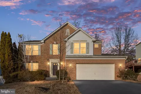4 Jolie Ct, Fredericksburg, VA 22406