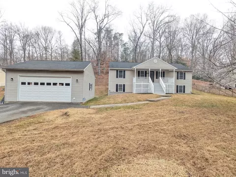 144 Quarry Rd, Stafford, VA 22554