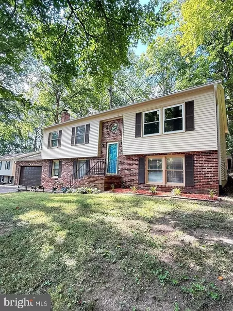 1137 Columbus Dr, Stafford, VA 22554