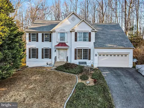 12 Bedford Ct, Fredericksburg, VA 22406