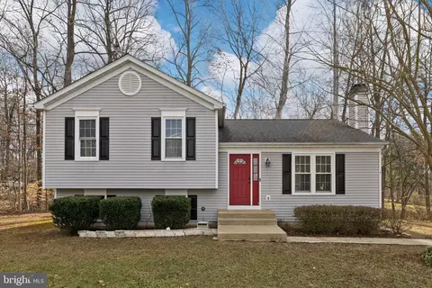 7 Craig Ct, Stafford, VA 22554