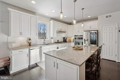 317 Montera Ave, Fredericksburg, VA 22406