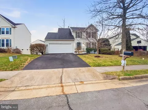 6 Emerald Dr, Fredericksburg, VA 22406