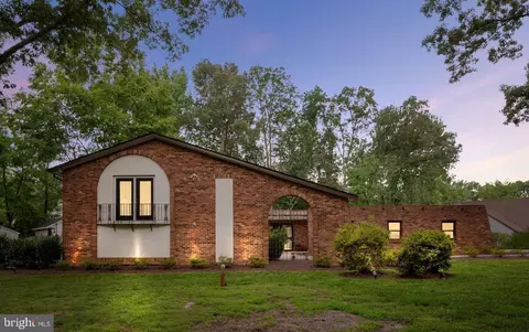 1035 Aquia Dr, Stafford, VA 22554