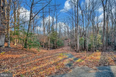93 Dent Rd, Stafford, VA 22554