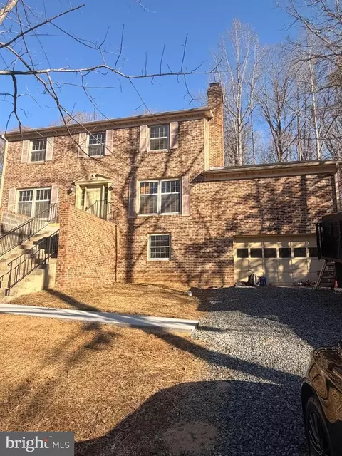 2134 Harpoon Dr, Stafford, VA 22554
