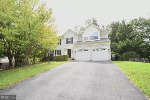 38 Charleston Ct, Stafford, VA 22554