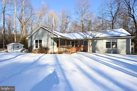 111 Green Acre Dr, Stafford, VA 22556
