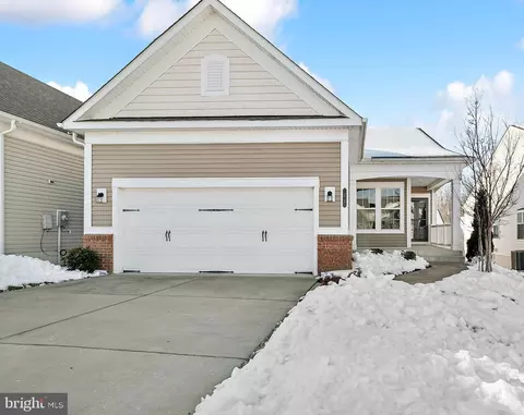 21 Fenwick Dr, Fredericksburg, VA 22406