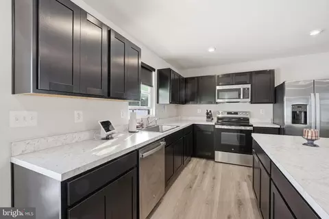 1811 Creek Bottom Pl, Stafford, VA 22554