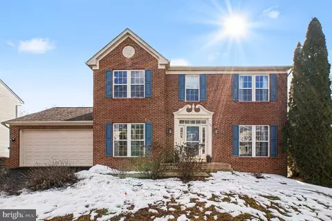 154 Basalt Dr, Fredericksburg, VA 22406