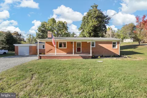 347 Forest Lane Rd, Fredericksburg, VA 22405