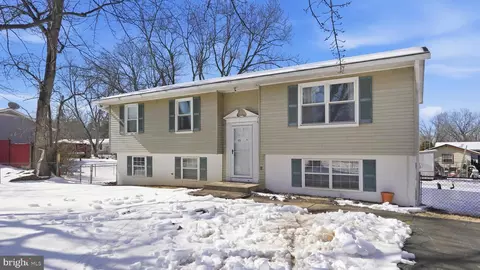 210 Austin Dr, Stafford, VA 22556