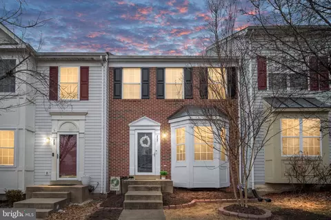207 Healy Ct, Stafford, VA 22554