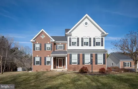 24 Gibson Dr, Fredericksburg, VA 22406