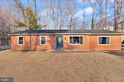 26 Willow Branch Pl, Fredericksburg, VA 22405