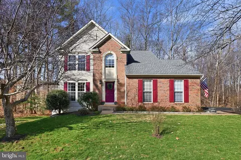 11 Silverthorn Ct, Stafford, VA 22554