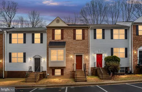 304 Ben Neuis Pl, Fredericksburg, VA 22405