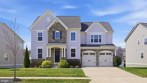 424 Daylily Ln, Stafford, VA 22554