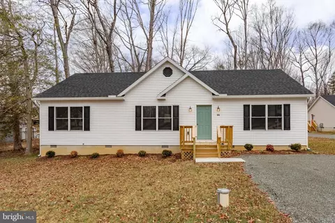24 Breezy Hill Dr, Stafford, VA 22556