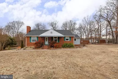80 Ferry Rd, Fredericksburg, VA 22405