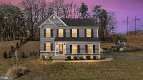 31 Fleetwood Farm Ln, Fredericksburg, VA 22405