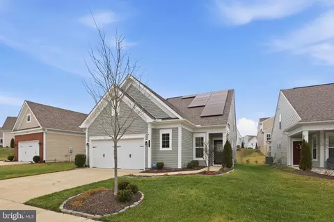 5950 Avery Point Dr, Fredericksburg, VA 22406