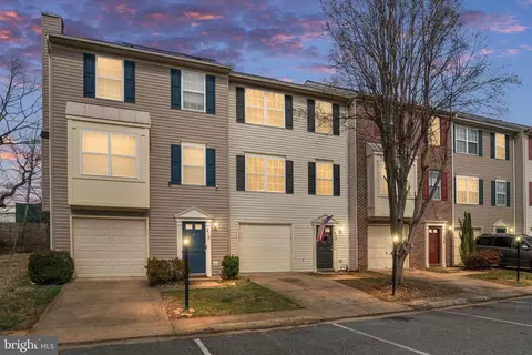 208 Regina Ln, Fredericksburg, VA 22405