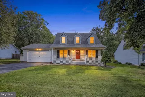 16 S Pointe Ln, Fredericksburg, VA 22405