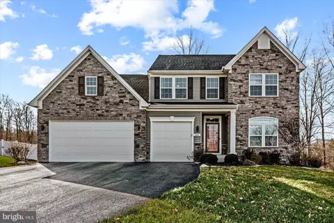 105 Oak Rd, Stafford, VA 22556