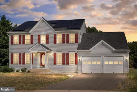 60 Portland Dr, Fredericksburg, VA 22405