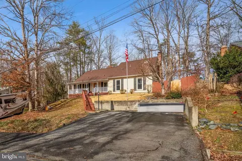2018 Victoria Dr, Stafford, VA 22554