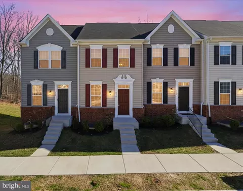 517 View Point Way, Fredericksburg, VA 22405