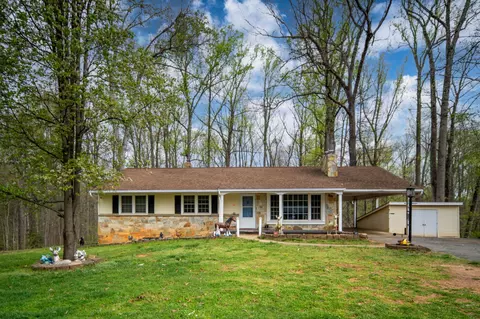 60 Richards Ferry Rd, Fredericksburg, VA 22406