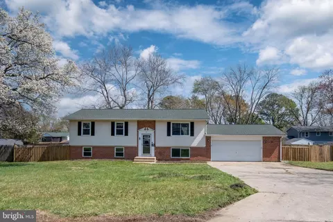 205 Austin Dr, Stafford, VA 22556